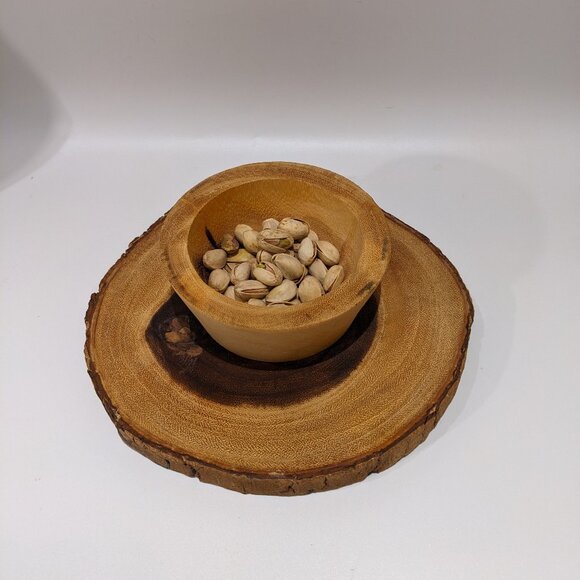 Awesome Live Edge Wood Bark Snack Nut Chip / Dip Bowl Server - Picture 2 of 9